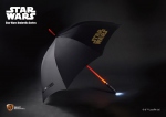 Star Wars parapluie lumineux sabre laser Beast Kingdom